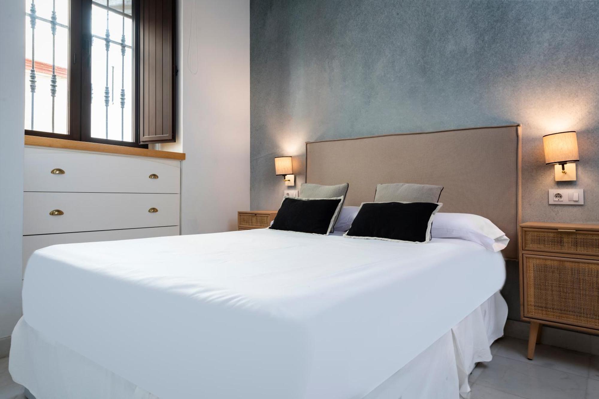 Unika Homes Puerta De La Maestranza Seville Luaran gambar