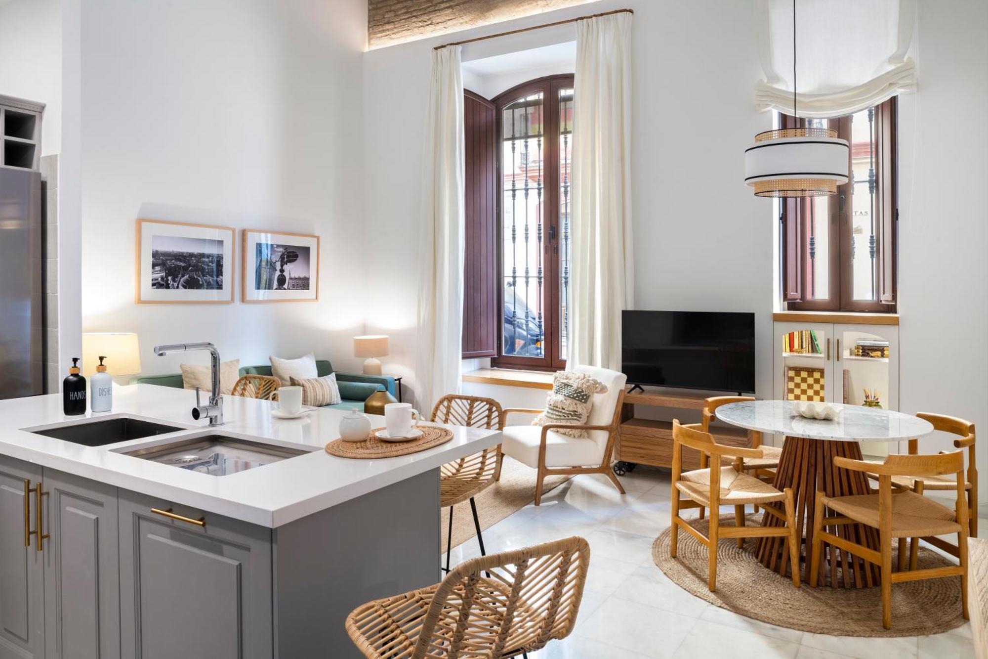Unika Homes Puerta De La Maestranza Seville Luaran gambar